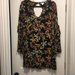Black Small Bell Sleeve Floral Dress